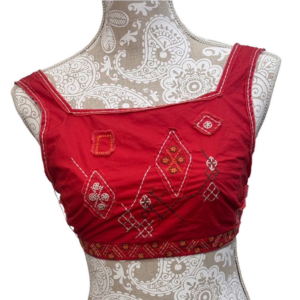 BCBG Tie Crop Top Embroidered Sleeveless Red Square Neck Size S